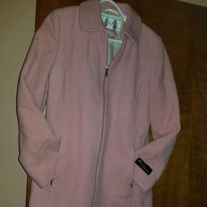 Alfred sung coat